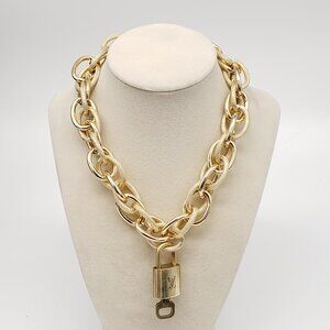 Authentic Louis Vuitton Gold Padlock w/ Unbranded Fashion Geometry Necklace